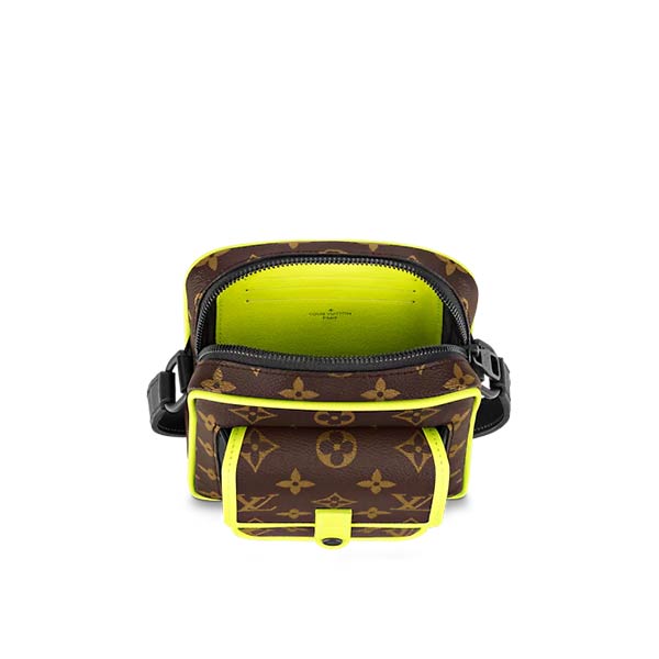 Louis Vuitton LV Christopher 隨身包
